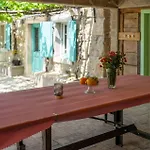 Сasa de vacaciones Casa Zamarija Labin (Istria)
