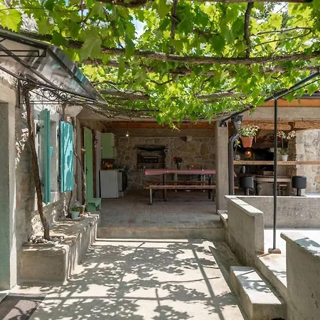Casa Zamarija
